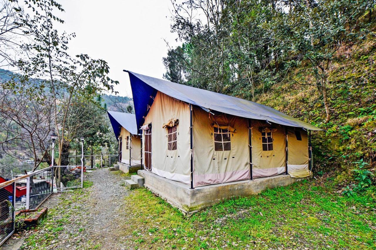 Oyo 29888 Nature Treat Hotel Chail Bagian luar foto