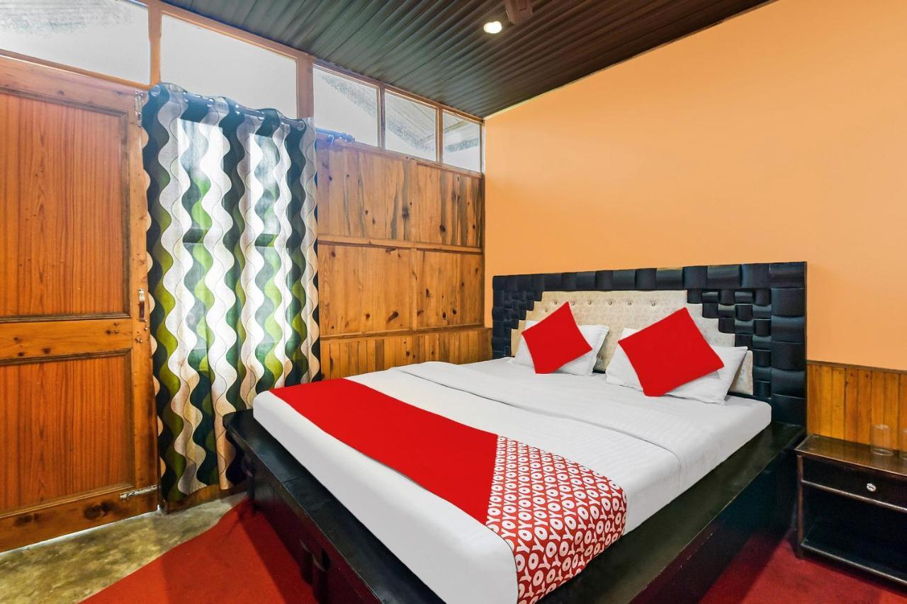 Oyo 29888 Nature Treat Hotel Chail Bagian luar foto