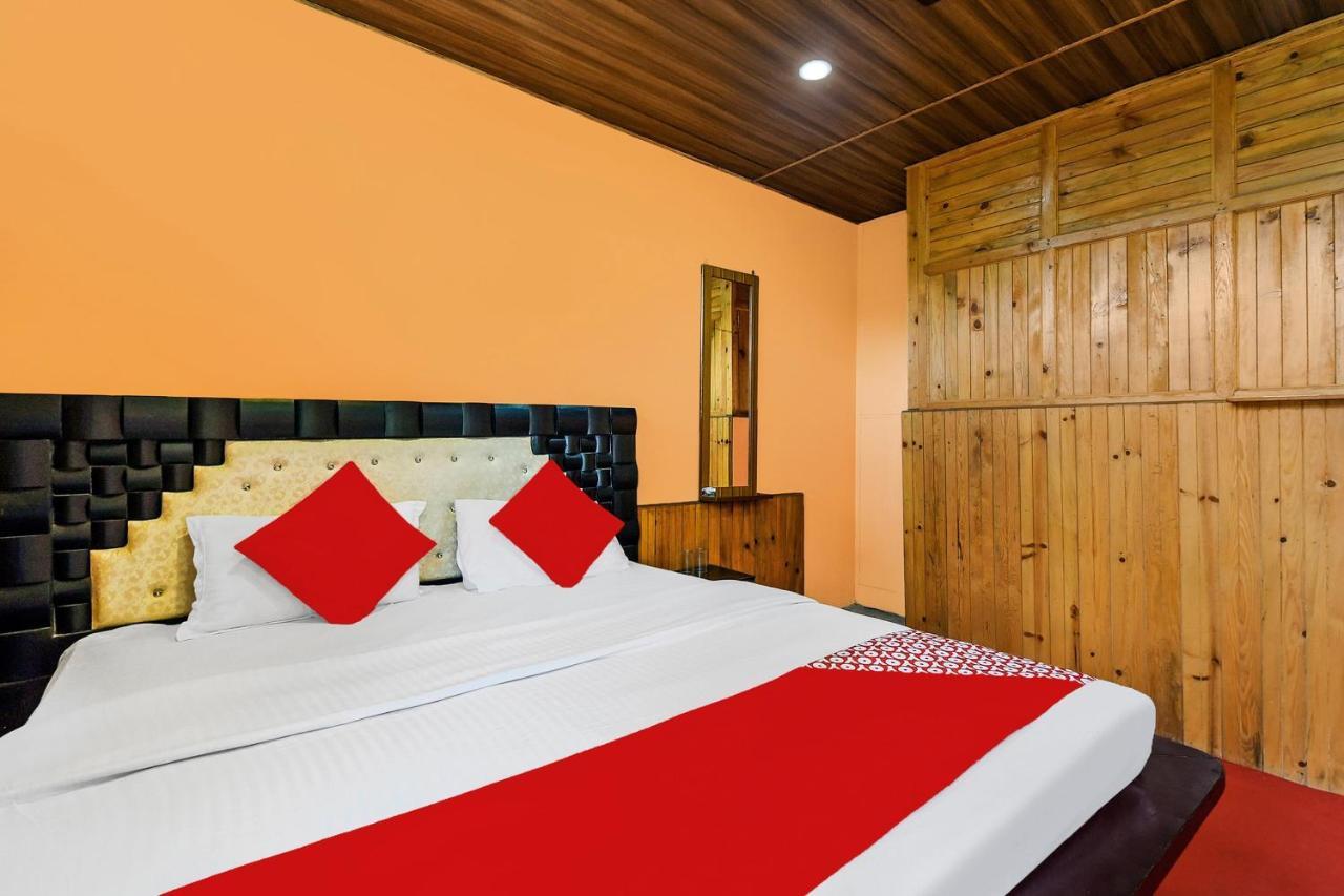 Oyo 29888 Nature Treat Hotel Chail Bagian luar foto