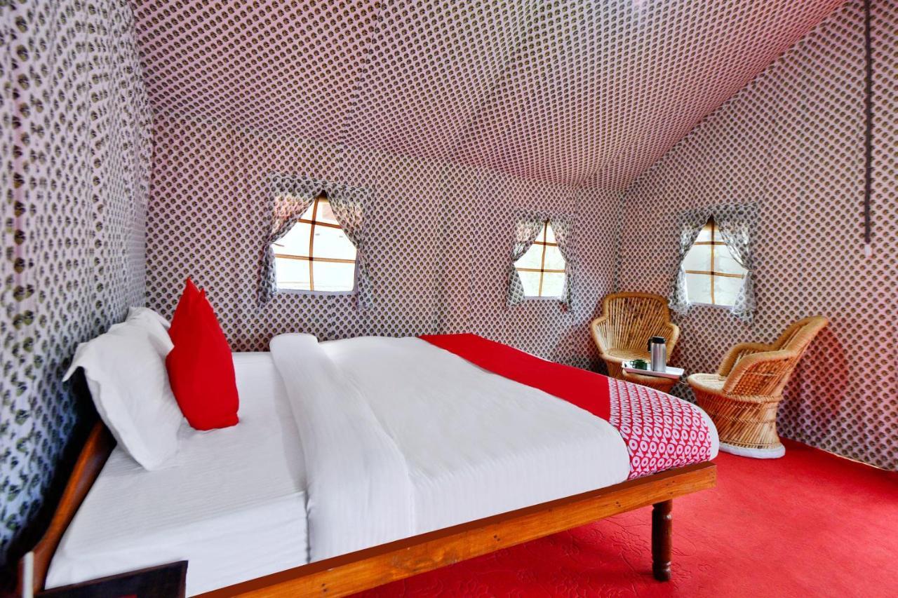Oyo 29888 Nature Treat Hotel Chail Bagian luar foto